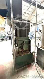 Heavy Duty Plastics Granulator Cumberland 3715H   HOG
