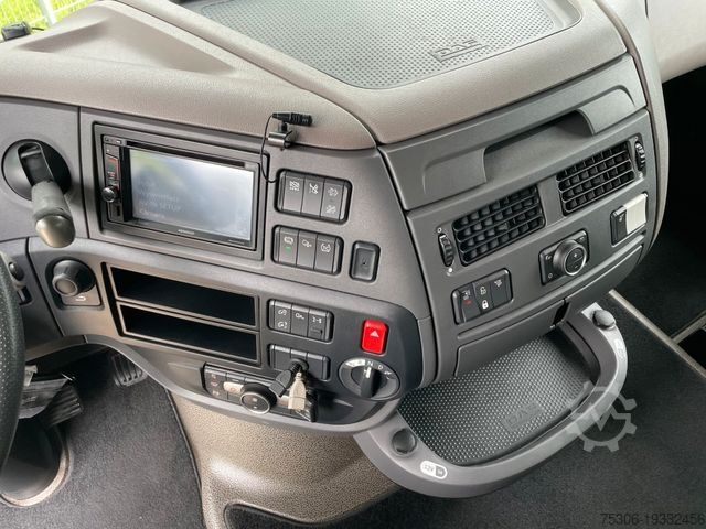 Volumen SZM DAF FT XF 530 SSC LD