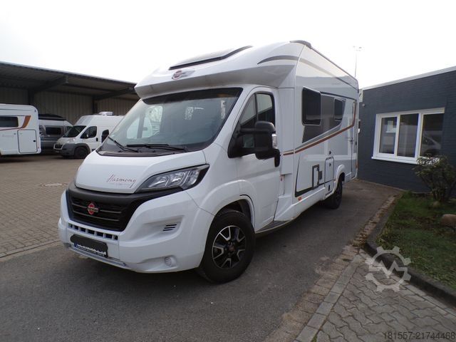 Halvintegreret autocamper BÜRSTNER Lyseo TD 684 G Harmony Line, SAT/TV, Markise