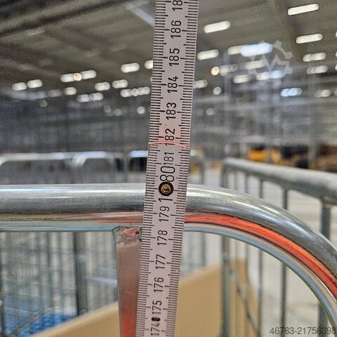 Válcový kontejner, přepravní vozík s plastovými kolečky  