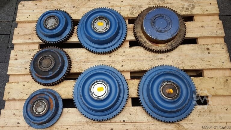 Laufkatzen / Rollfarhwerk - 24 Stück DEMAG / ABUS / STAHL / LIFTKET Laufkatzen / Rollfarhwerk - 24 Stück