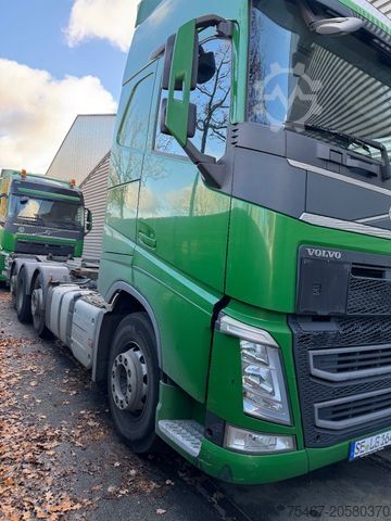Nehéz tehergépjármű VOLVO FH 500 3 Achser 6x2  25 stück Vorhanden GGVS