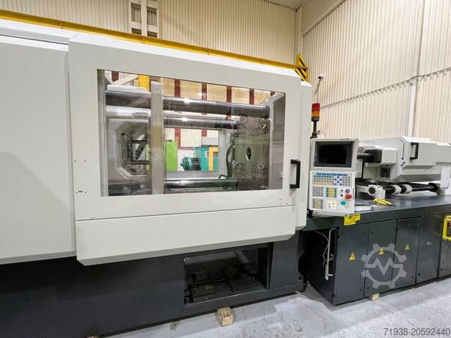 Vstřikovací stroj Arburg 720 S 3200-2100