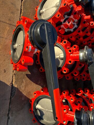 Motýlkový ventil KSB amri BOAX-SF DN200 PN16 – NOVÝ, páka, EPDM, 16 bar Zawór motylkowy KSB amri BOAX-SF DN200 PN16 – NOWE, dźwignia, EPDM, 16 bar Zawór motylkowy KSB amri BOAX-SF DN200 PN16 – NOWE, dźwignia, EPDM, 16 bar