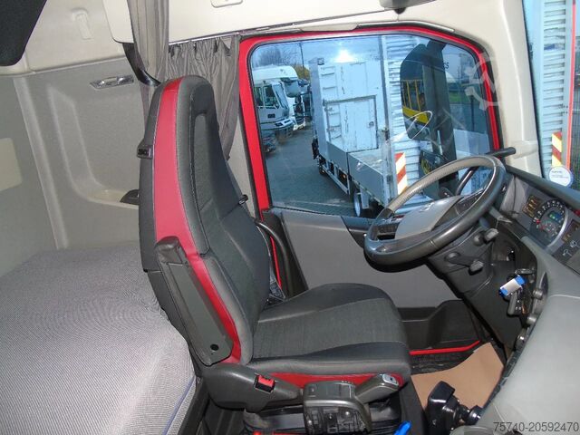 Gekoeld/bevroren transport Volvo FH 460 + TRS COOLING + LIFT + EURO 6