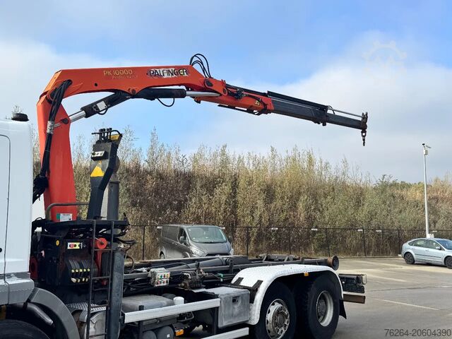 Système de bras à crochet Mercedes-Benz ATEGO 2528 6x2 HAAK + KRAAN