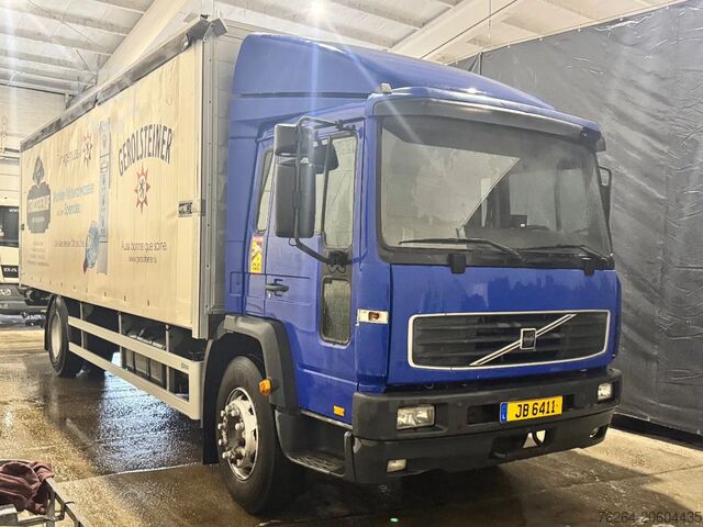 Presenning Volvo FL220 19t BACHE