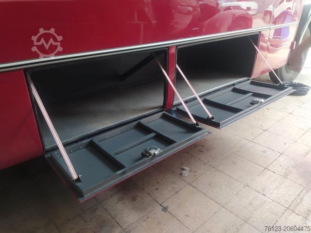 Minibus Berna Adler mit Frech Hoch Sissach Aufbau Cabrio