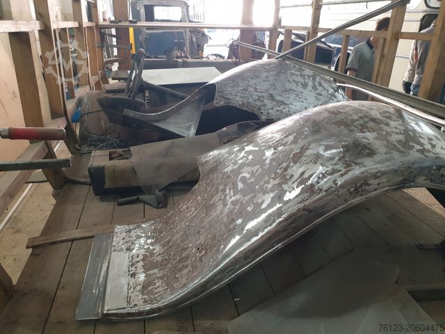 Minibus  Berna Adler mit Frech Hoch Sissach Aufbau Cabrio