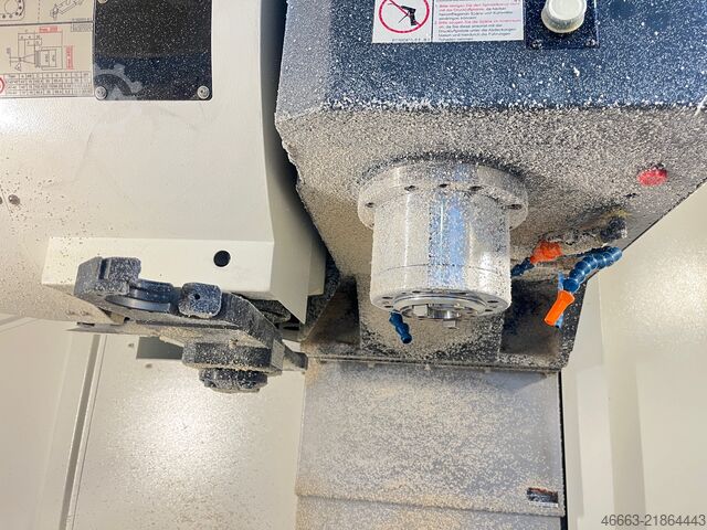 Universal-Bearbeitungszentrum + 5. Achse Posmill C 800 Kompakt