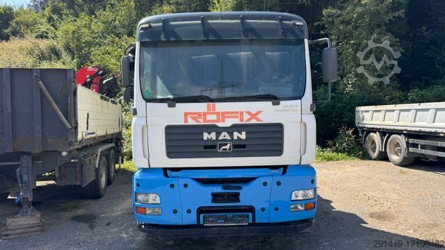 Autocamion cu destinație specială MAN TGA 26.430 6x4 Silo Aufsteller Bj 2005