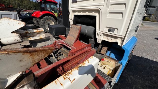 Autocamion cu destinație specială MAN TGA 26.430 6x4 Silo Aufsteller Bj 2005