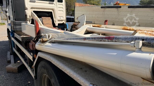 Autocamion cu destinație specială MAN TGA 26.430 6x4 Silo Aufsteller Bj 2005