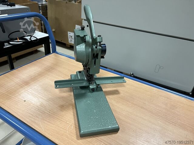 Ösenspritzmaschine Hang Piccolo 101 Eyeletting machine