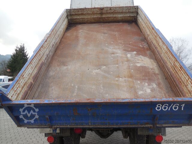 Autocarro ribaltabile Mercedes-Benz 1217 AK Allrad Dreiseitenkipper