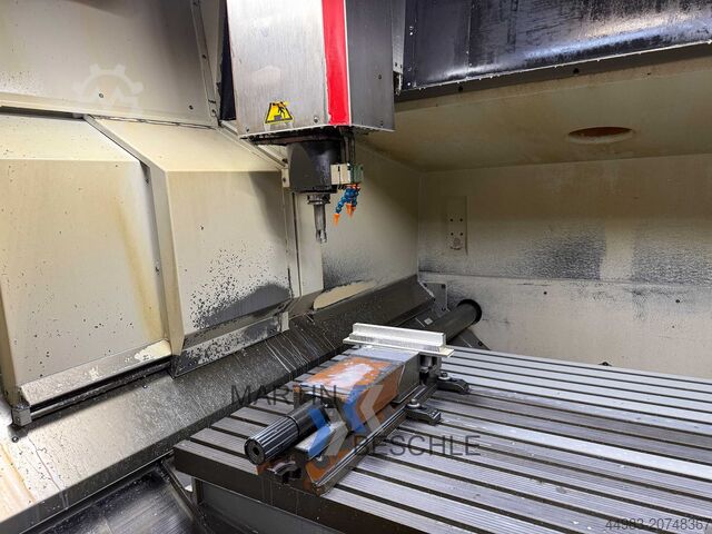 Centro universal de usinagem HERMLE C 1200 V