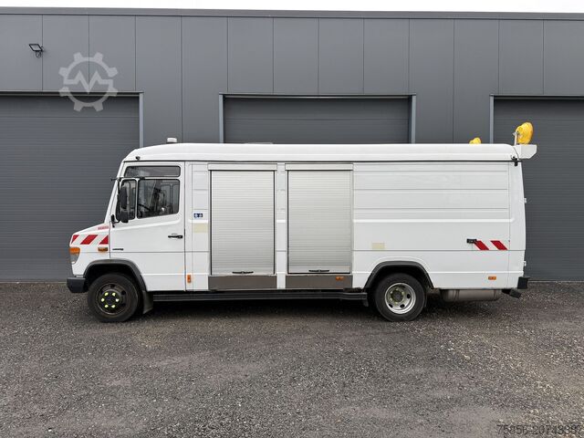 Box van Mercedes-Benz Vario 816 CDI Kastenwagen Einbauten