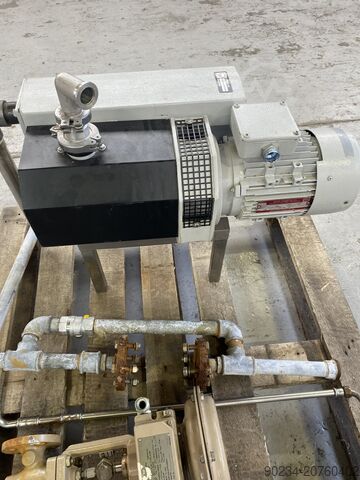 Στεγνωτήρας ραφιών κενού Calmic Eurovent από ανοξείδωτο ατσάλι, 8 τ. πόδια, 3 ράφια 8 Sq. Foot