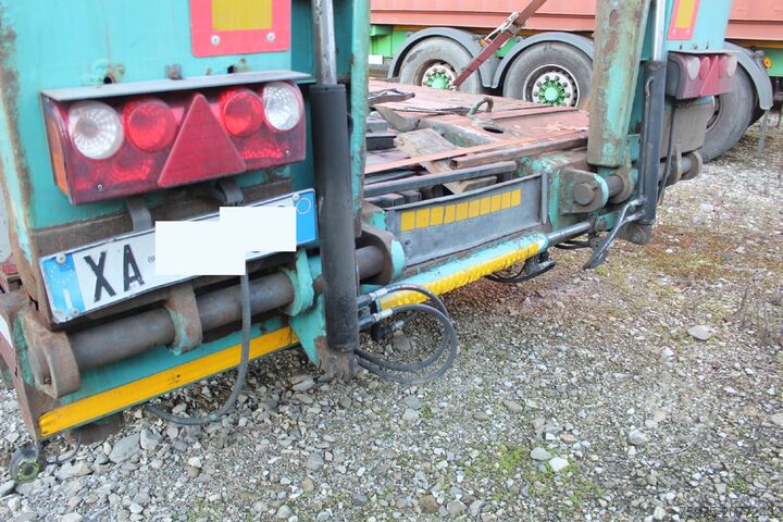 Semiremorcă cu platformă joasă pentru transportul utilajelor de construcţii De angelis carrellone allungabile eccezionale usato