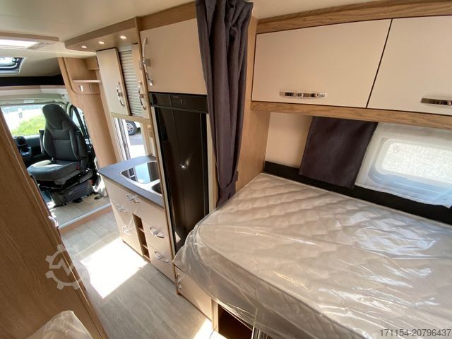 Half-integraal camper HOBBY Optima ONTOUR Edition F V65 GE,SAT,Navi,Markise