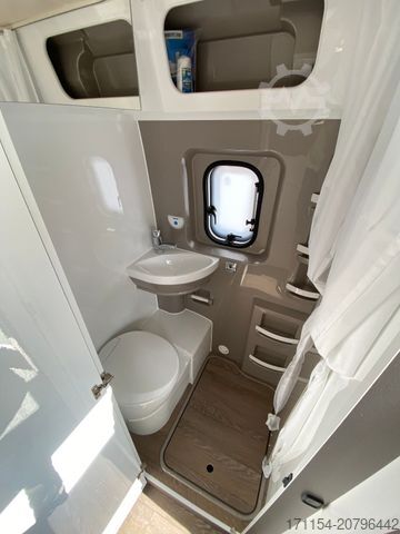 Camper van HOBBY Vantana De Luxe K60 FT *Markise*Navi*RFK*KLIMA