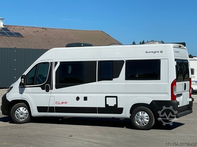 Camper van SUNLIGHT Camper Van Cliff 600 Entry