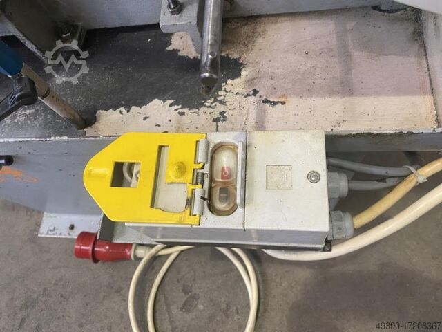 Fierăstrău cu cadru hidraulic, fierăstrău de tăiere hidraulic KASTO HBS 210 / 240