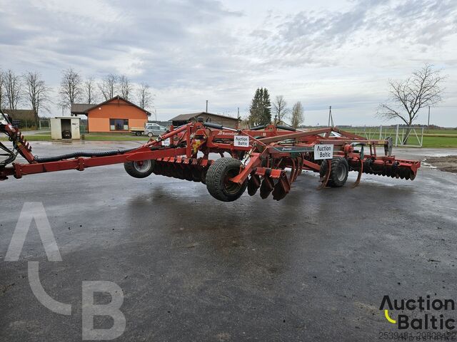 Tárcsás borona Kverneland CTC527