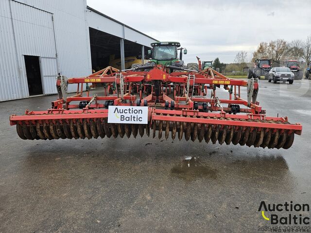 Tárcsás borona Kverneland CTC527