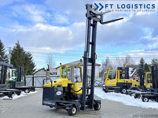 Carrello elevatore a 4 direzioni Combilift C4000 GAS DUPLEX 4600 FORK POSITIONER