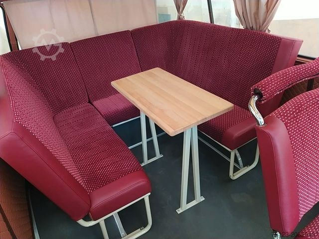 Minibus MERCEDES-BENZ Vorgänger Sprinter O 319 Samba mit Faltdach AC