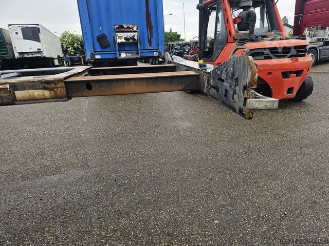 Transport af containere ET3 - MULTI CHASSIS -ALL CONNECTIONS - 3 X EXTE... 