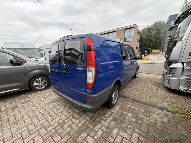 Furgão compacto Mercedes-Benz vito 110cdi euro5 Airco