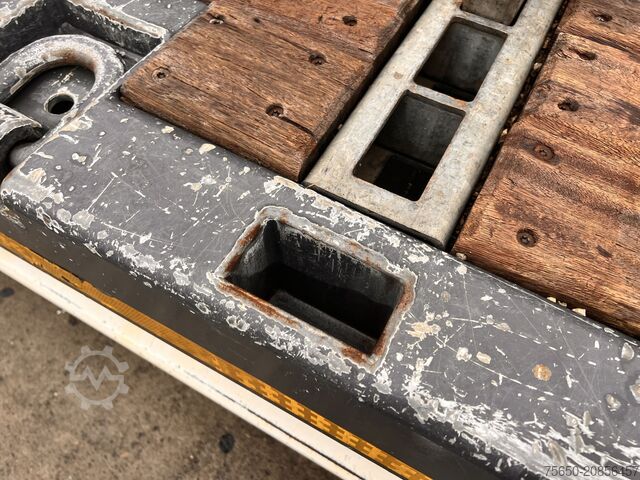 Low loader semitrailer t3 3 Achs Satteltieflader