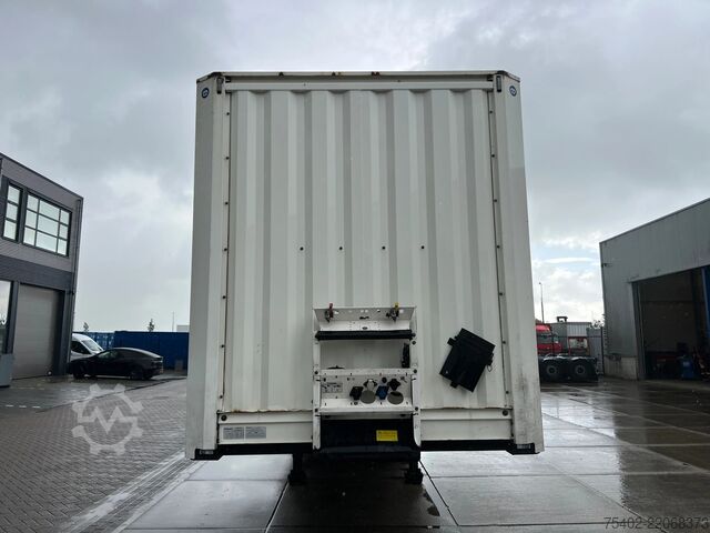 Kufr Krone SD / Closed Box / Dhollandia / 1x Lift Axle