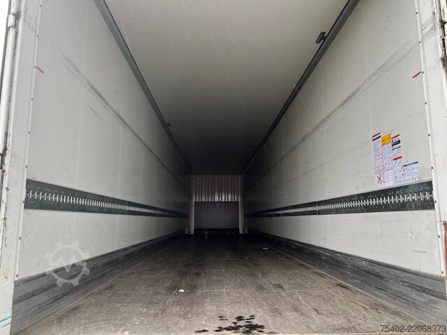 Kufr Krone SD / Closed Box / Dhollandia / 1x Lift Axle
