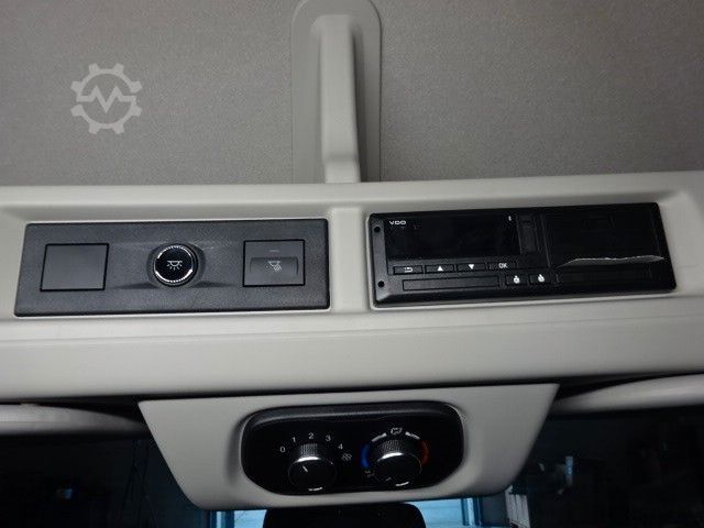 Autobus FORD Transit 460L4 Autom 18Sitzer Stndhzg