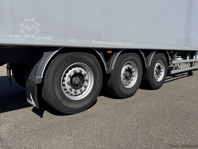 S300 ZX | 91m³ | 172.000 km | Stas S300 ZX | 91m³ | 2x Liftachse | 21x 6mm|