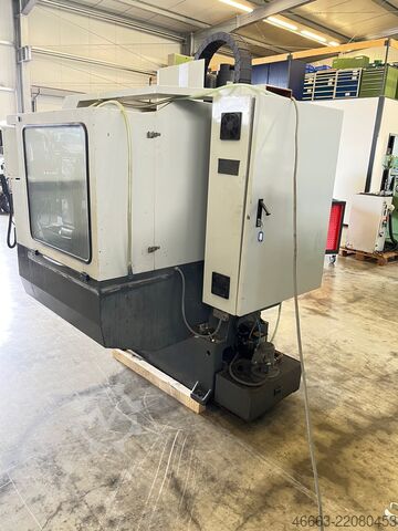 Univerzální CNC frézka Optimum F100
