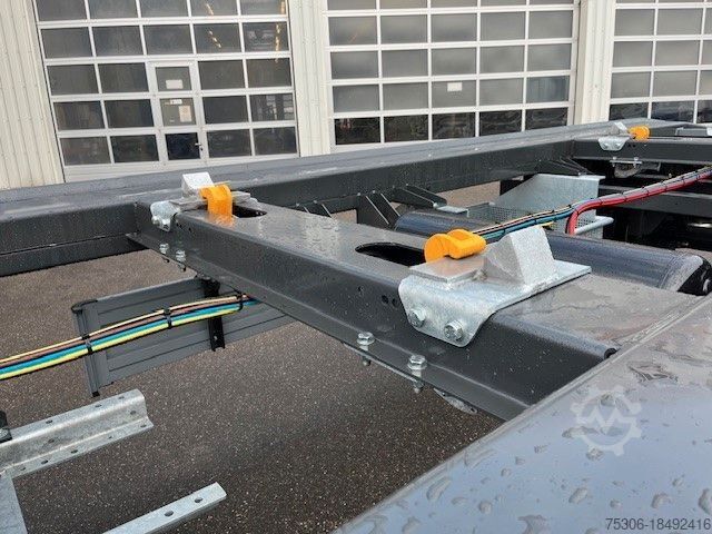 Anhänger  Außenroller 18 AR