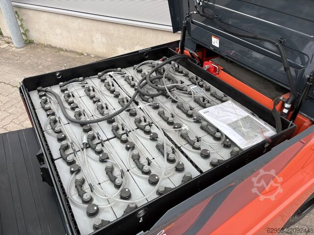Elektrische vorkheftruck met 4 wielen Toyota 8 FBMT 50, 280h!