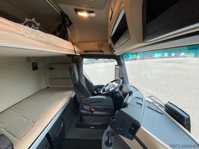 Τυπική μονάδα τράκτορα  Actros 1848 LS nRL Low Liner