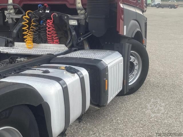 Τυπική μονάδα τράκτορα  Actros 1845 LS nRL Low Liner
