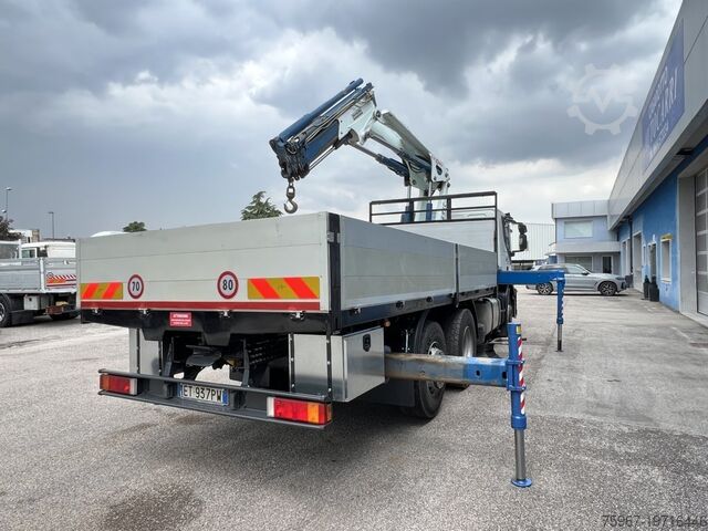 LKW mit Festaufbau und Kran Iveco Stralis 480