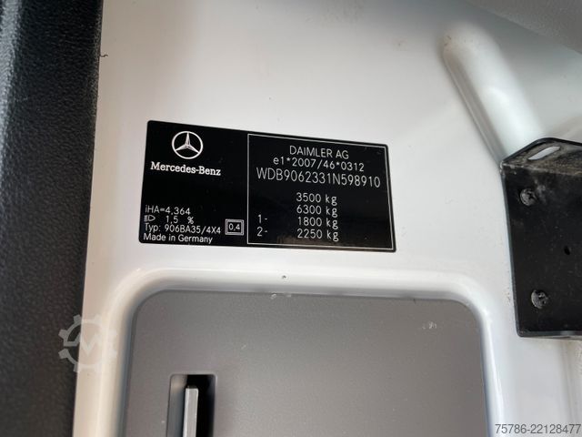 Pick-up varevogn MERCEDES-BENZ Sprinter 316 CDI DoKa 4X4+Unters./ ZG3/ AHK 3.5t
