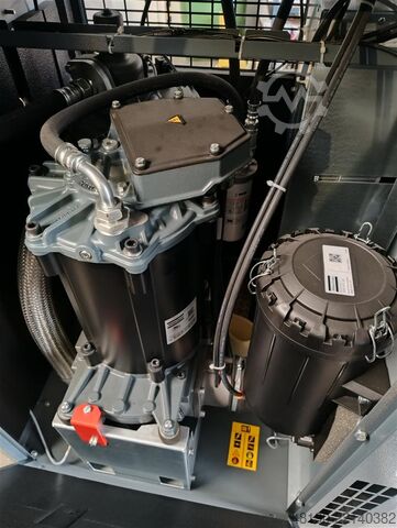 Compresor de tornillo Atlas Copco GA 30 VSD NOWY!
