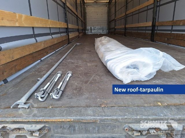 Nyitott ponyvás félpótkocsi Schmitz Cargobull Curtainsider Mega