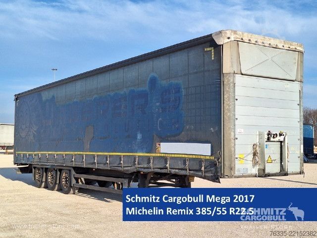 Nyitott ponyvás félpótkocsi Schmitz Cargobull Curtainsider Mega