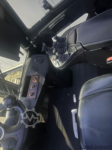 Carrello elevatore GPL Linde H40T-02 EVO