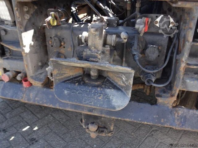 Haakarmsysteem MAN TGA 33.430 waf hooklift,VOOR5.50 METER CONTAINE...